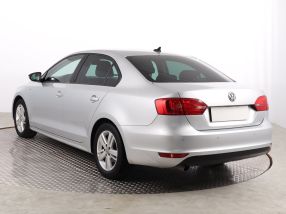 Volkswagen Jetta - 2012