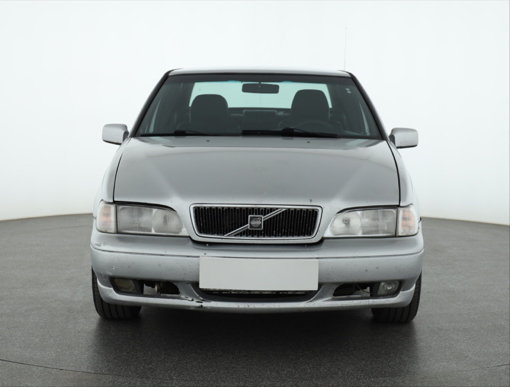 Volvo S70