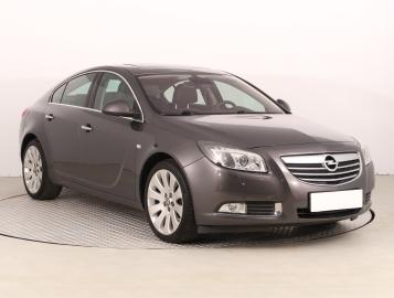 Opel Insignia, 2009