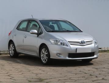 Toyota Auris, 2012