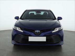 Toyota Camry - 2019