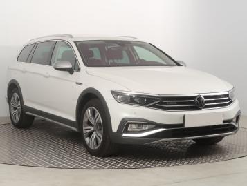 Volkswagen Passat, 2022