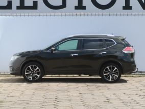 Nissan X-Trail - 2015