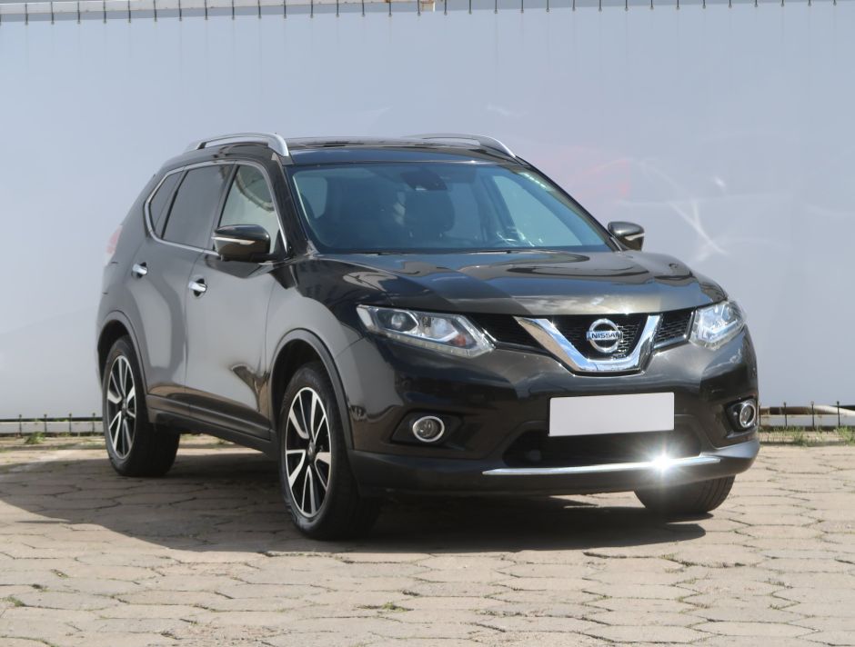 Nissan X-Trail - 2015