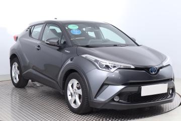 Toyota C-HR, 2016