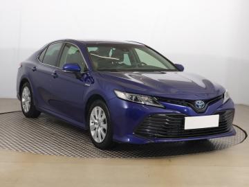 Toyota Camry, 2019