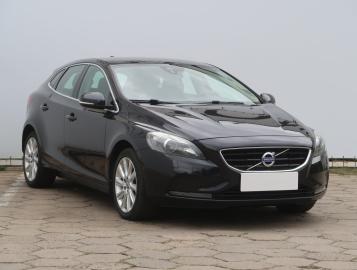 Volvo V40, 2013