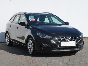 Hyundai i30, 2022