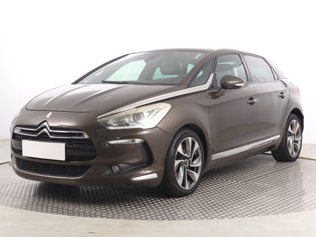 Citroen DS5