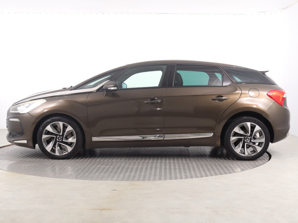 Citroen DS5