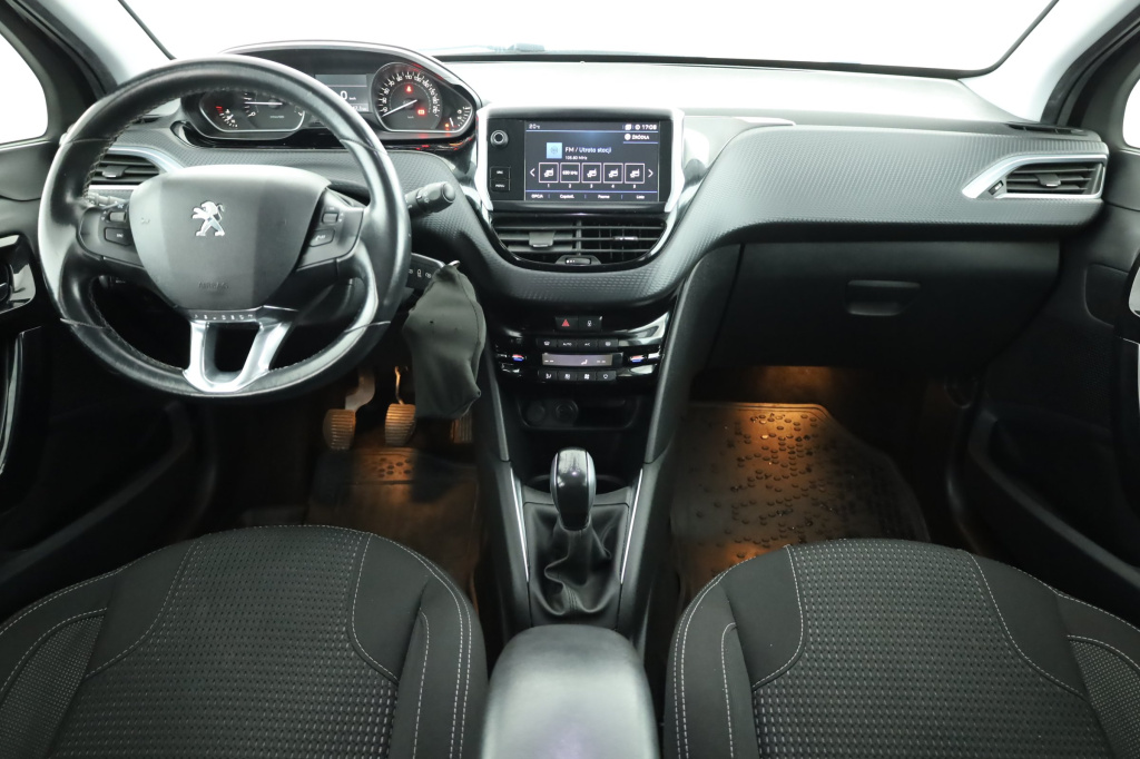 Peugeot 208, 2017, 1.2 PureTech, 81kW