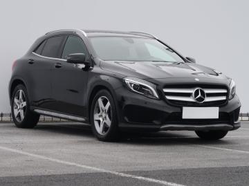 Mercedes-Benz GLA 200, 2016