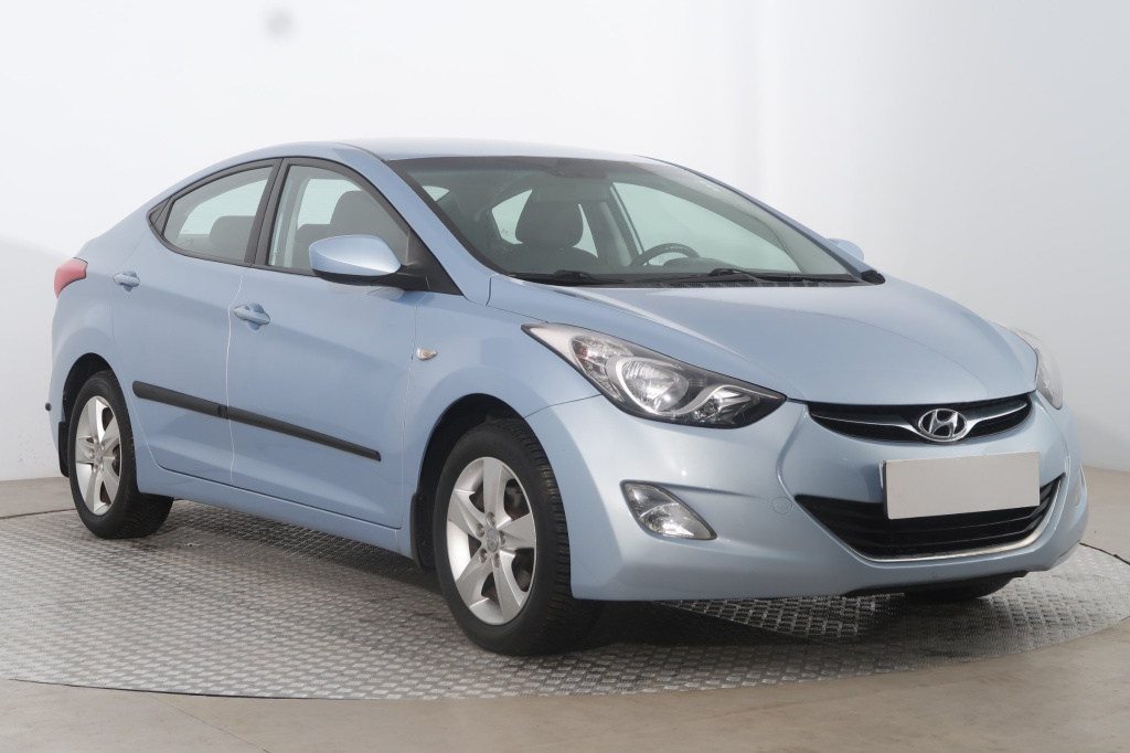 Hyundai Elantra, 2012, 1.6, 97kW