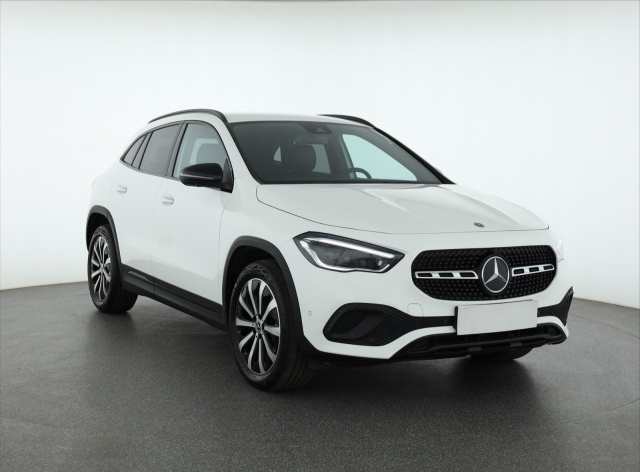 Mercedes-Benz GLA 2020