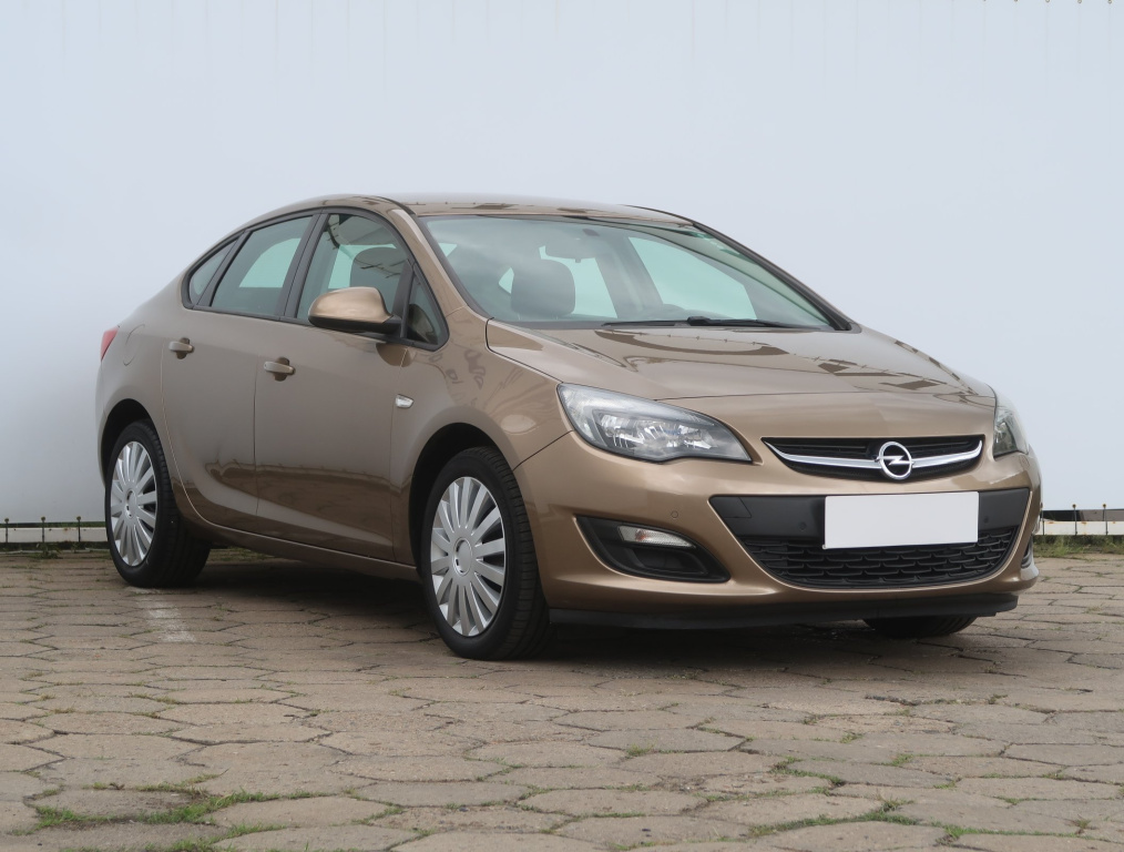 Opel Astra, 2013, 1.6 16V, 85kW