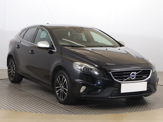 Volvo V40 2014