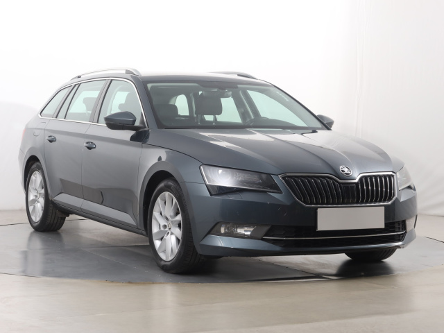 Skoda Superb 2019