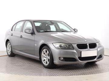 BMW 318 i, 2010