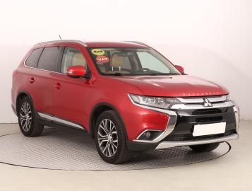 Mitsubishi Outlander, 2015