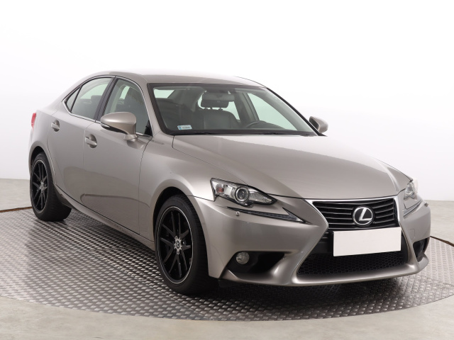 Lexus IS 2013