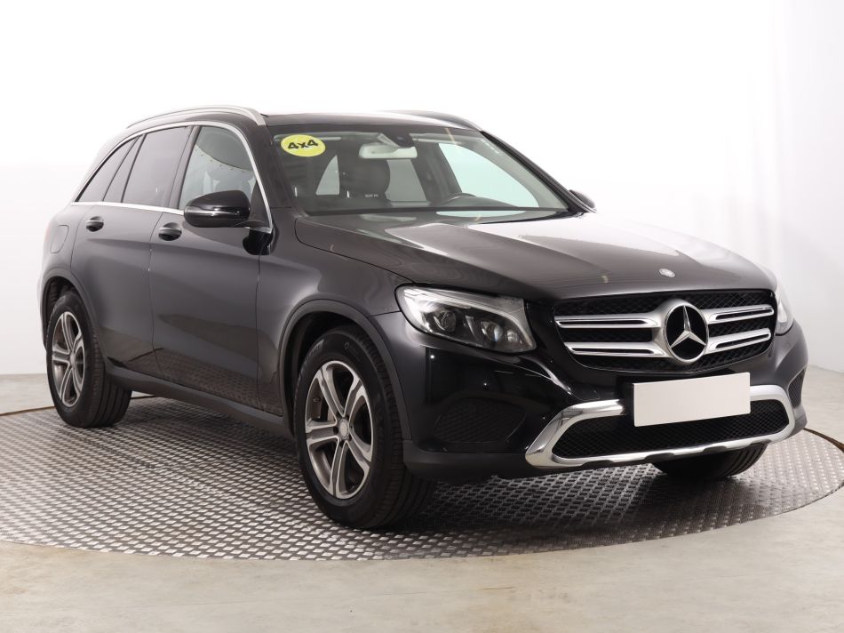Mercedes-Benz GLC - 2016