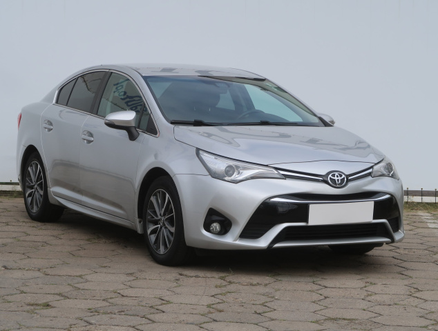 Toyota Avensis 2016