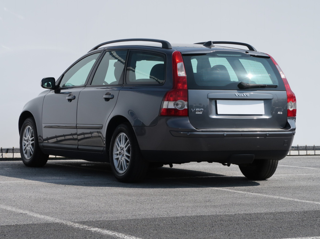 Volvo V50