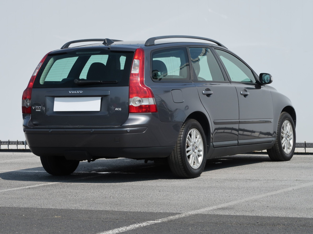 Volvo V50