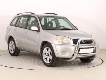 Toyota RAV4, 2005