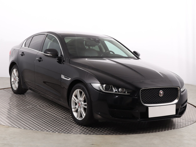 Jaguar XE 2017