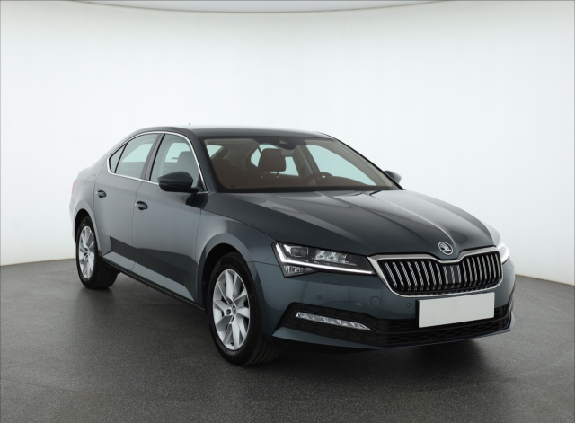 Skoda Superb 2021