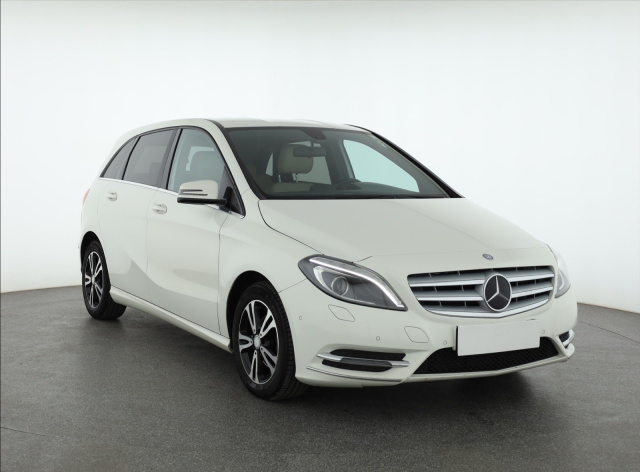 Mercedes-Benz B 2013