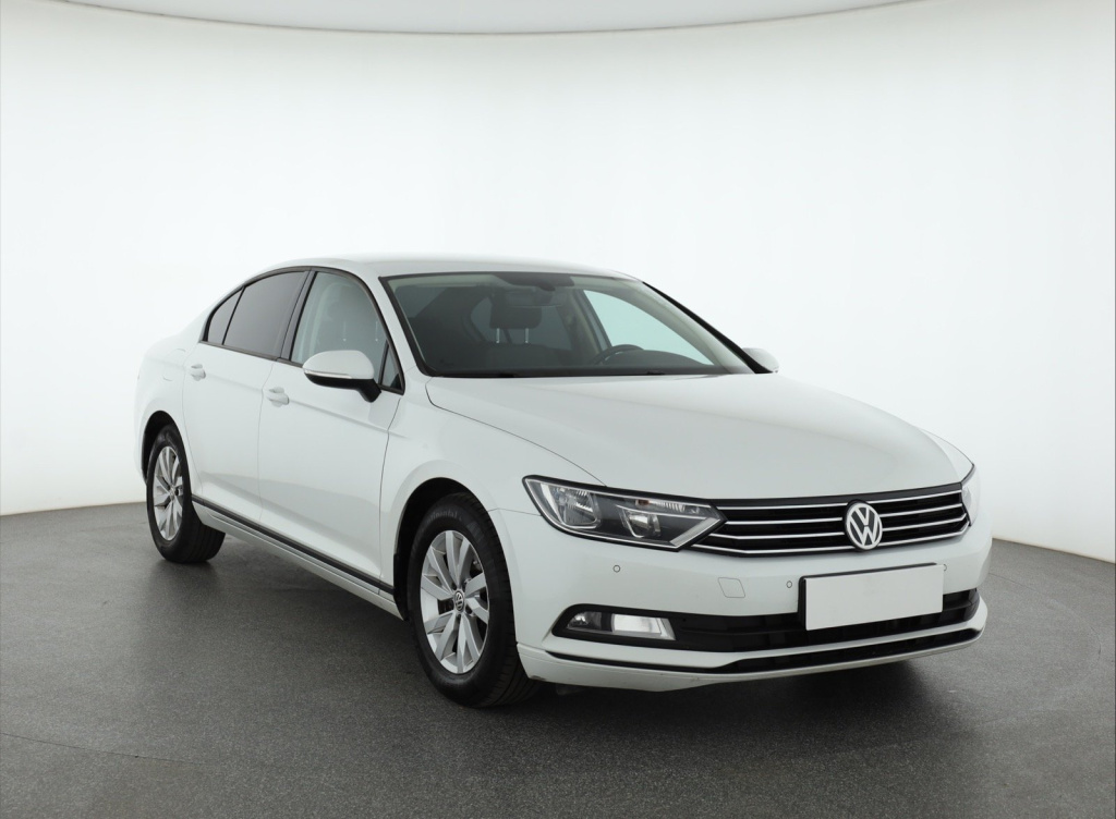 Volkswagen Passat 2017 1.6 TDI 178707km Sedan