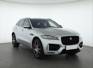 Jaguar F-Pace, 2016