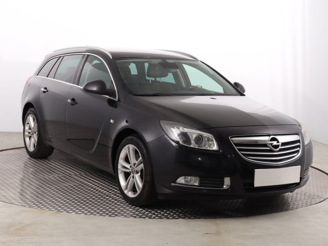 Opel Insignia 2011