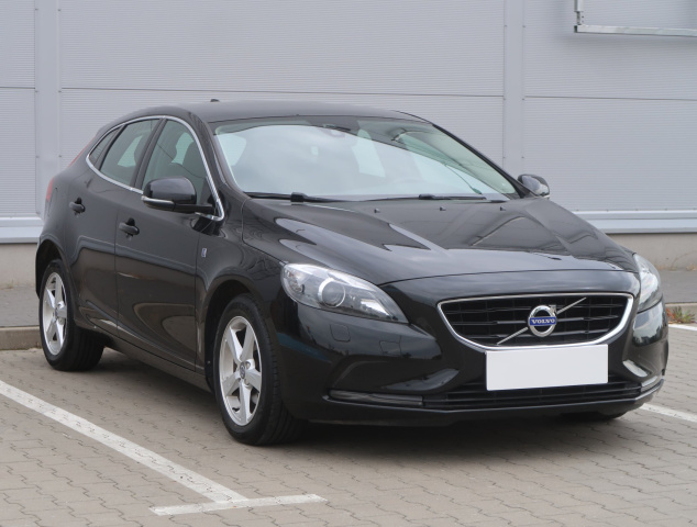 Volvo V40 2015