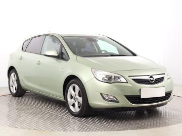 Opel Astra, 2010