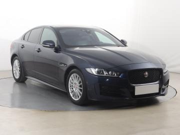 Jaguar XE, 2016