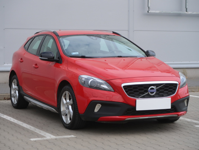 Volvo V40 2015