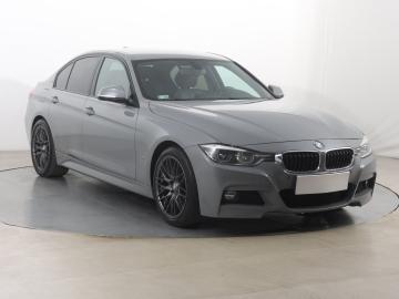 BMW 330e iPerformance, 2017