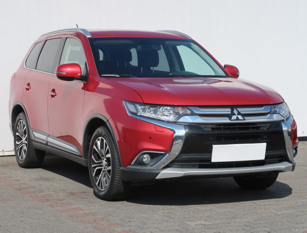 Mitsubishi Outlander 2015