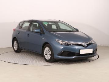 Toyota Auris, 2015