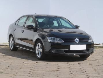 Volkswagen Jetta, 2013