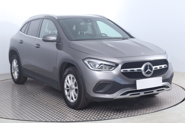 Mercedes-Benz GLA 2020