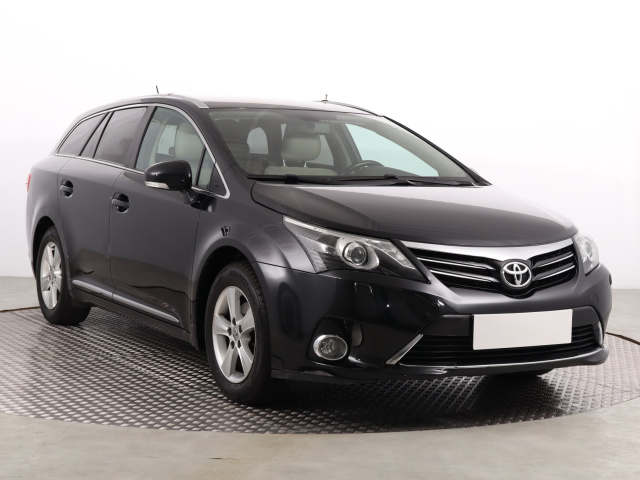 Toyota Avensis 2013