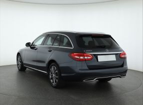 Mercedes-Benz C - 2016