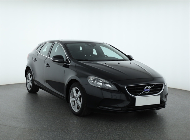 Volvo V40 2014