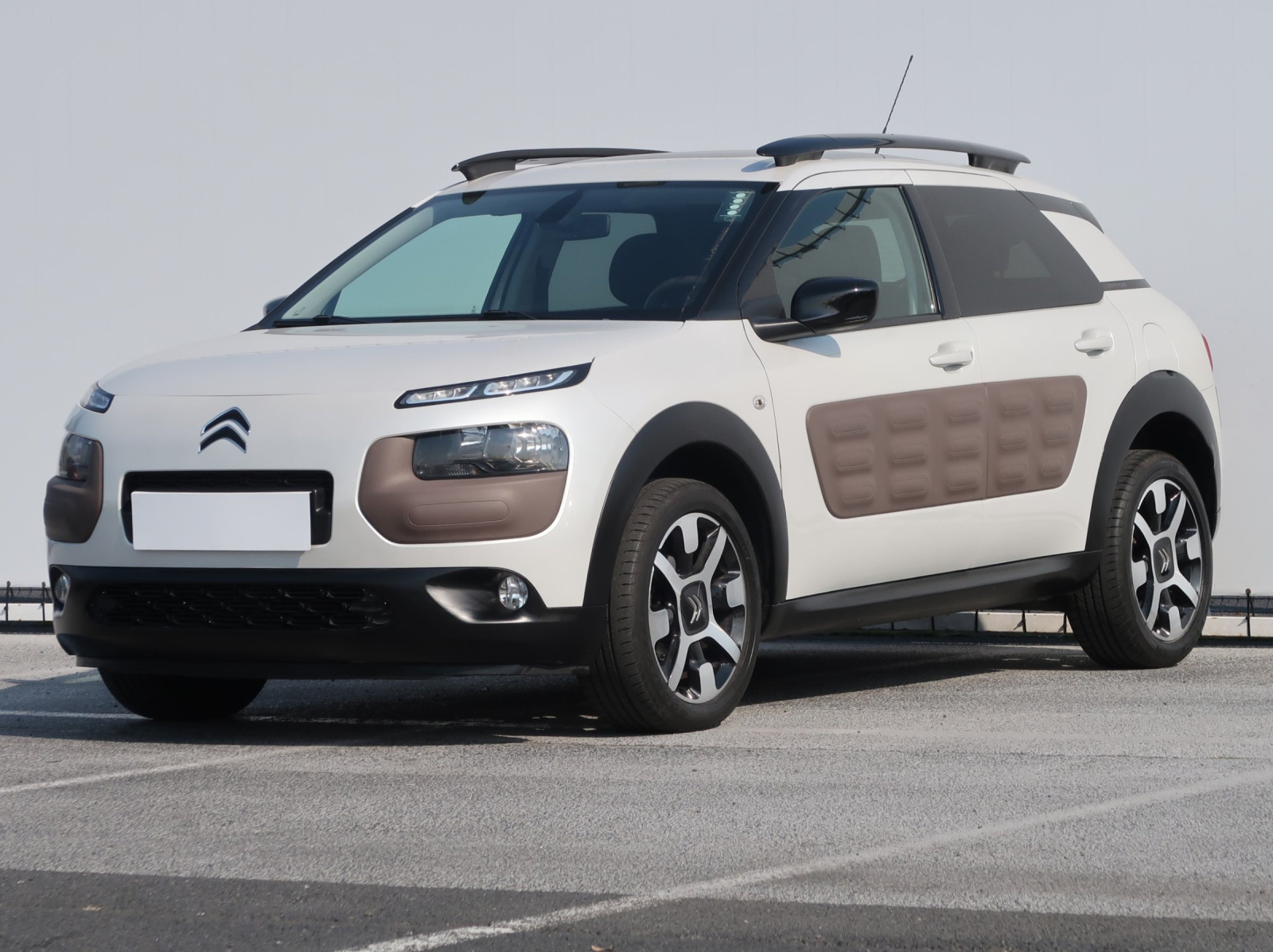 Citroen C4 Cactus 2014 1.2 PureTech 67159km Hatchback