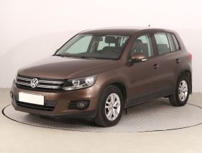Volkswagen Tiguan - 2012