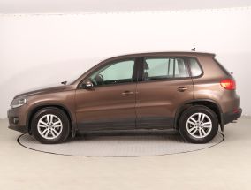 Volkswagen Tiguan - 2012